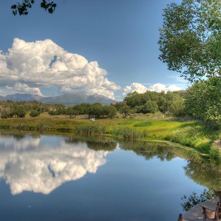 Blue Lake Ranch Bed & Breakfast Hesperus Екстериор снимка